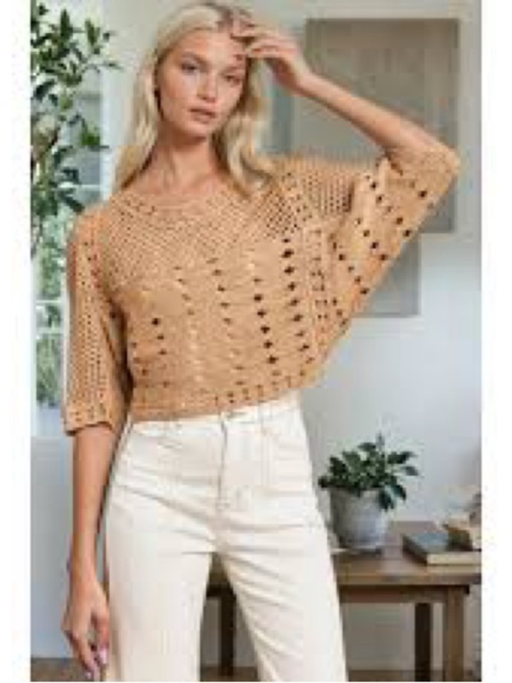 Open-Weave Cropped Crewneck Sweater in Camel
